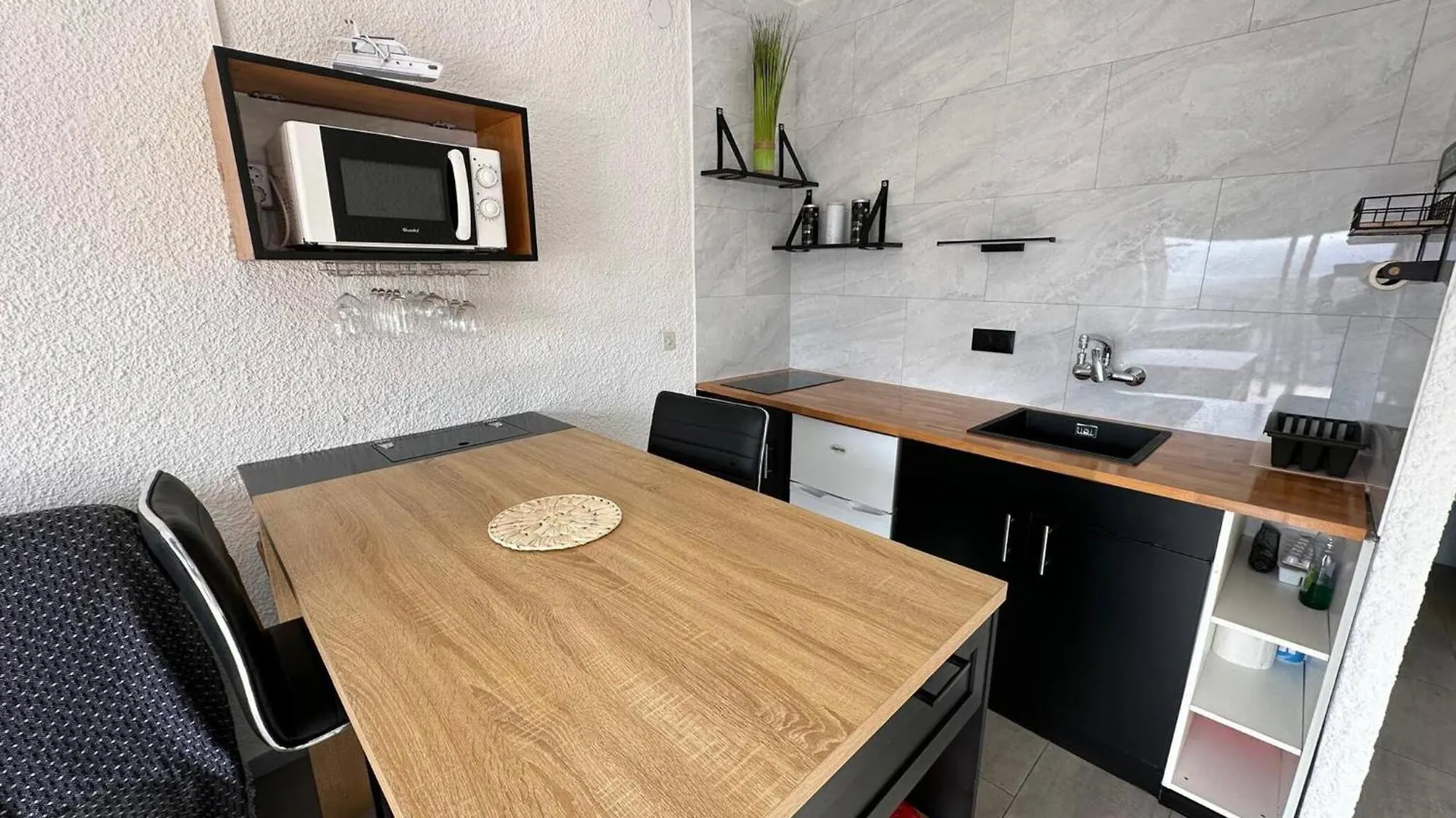 Estudio Espectaculares Vista Mar ロザス